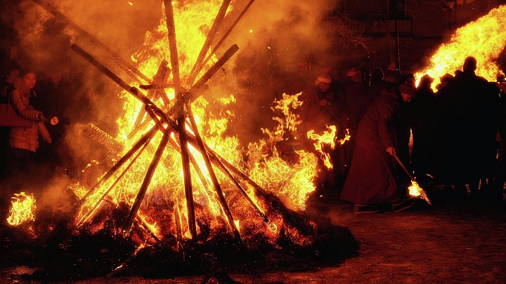 Ученые нашли самый древний в мире костер, горевший 400 тысяч лет назад